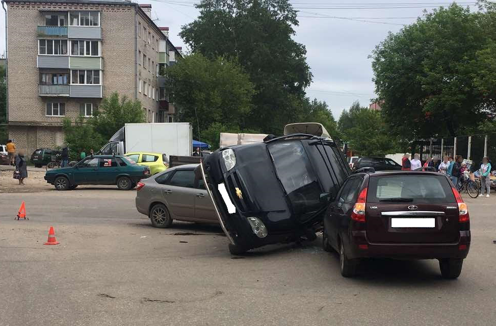 Муром автомобилист. Дорожно-транспортное происшествие Гранта. Авария во Владимирской области. Дорожно-транспортные происшествия дети.